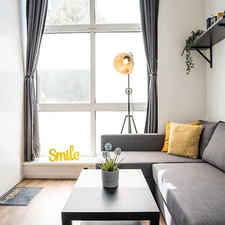 Industrial Loft In Berlin Mitte Apartment Exterior foto