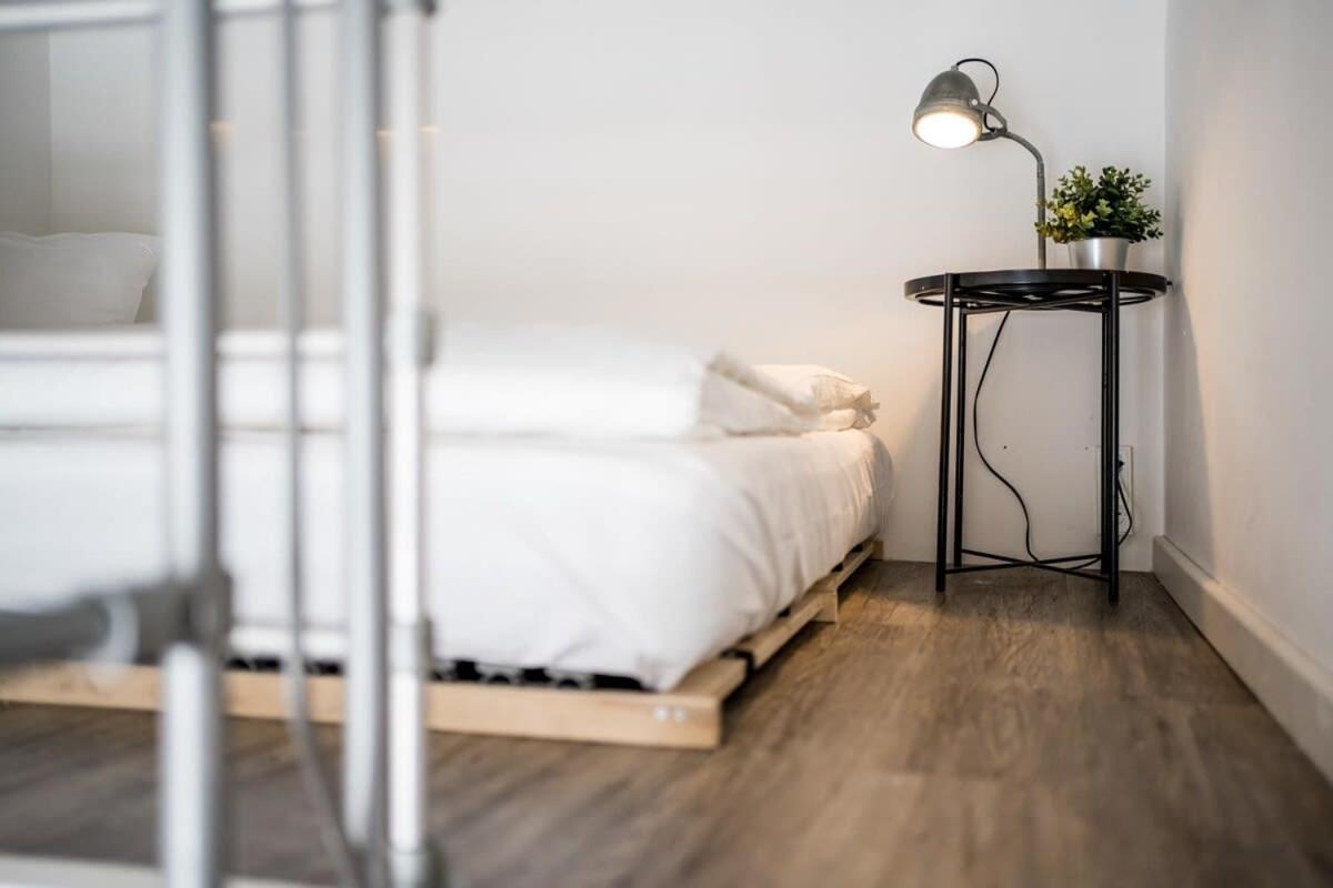 Industrial Loft In Berlin Mitte Apartment Exterior foto