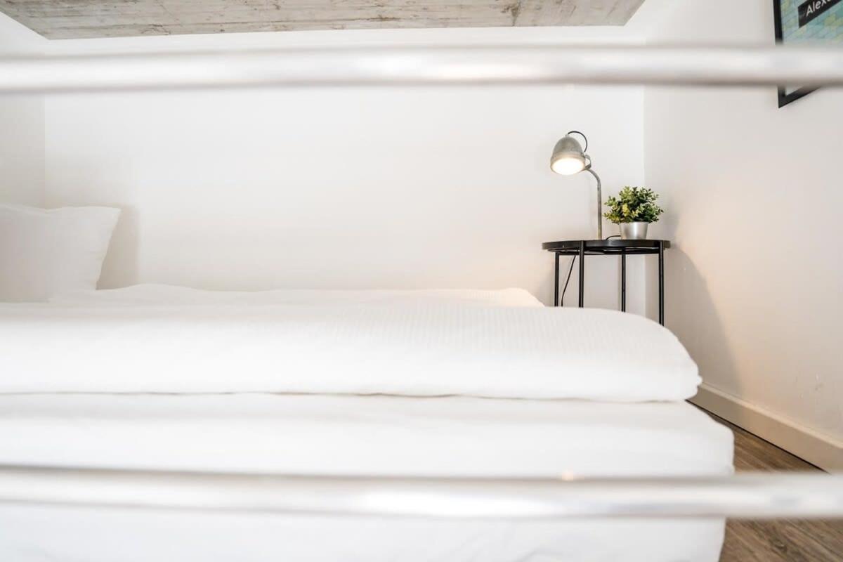 Industrial Loft In Berlin Mitte Apartment Exterior foto
