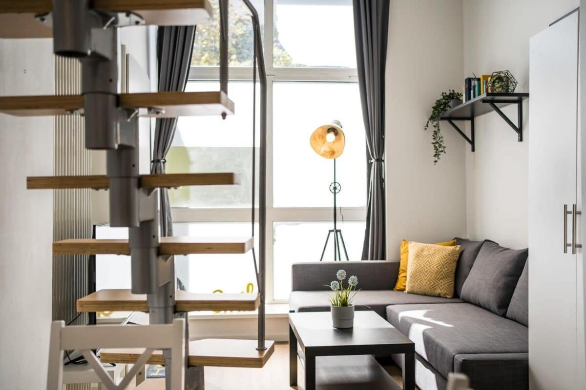 Industrial Loft In Berlin Mitte Apartment Exterior foto